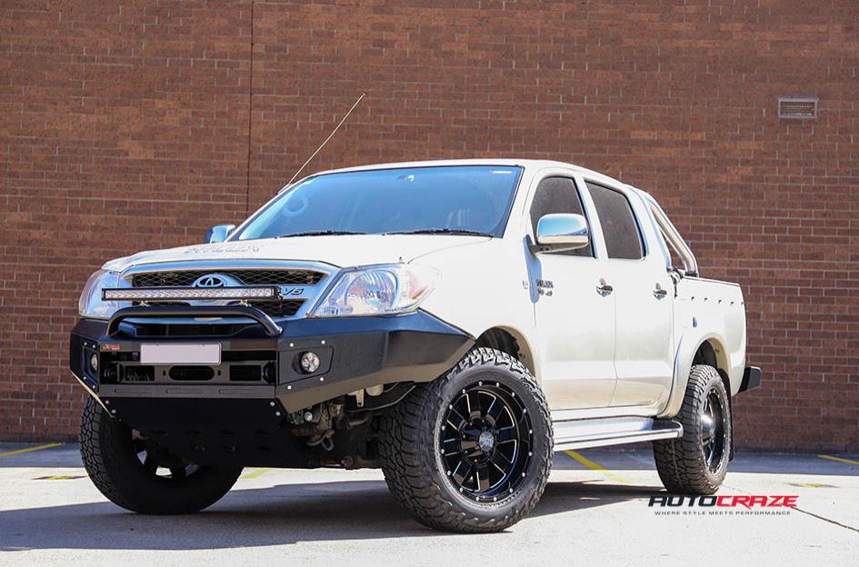 TOYOTA HILUX N70 4WD MO962 GLOSS BLACK